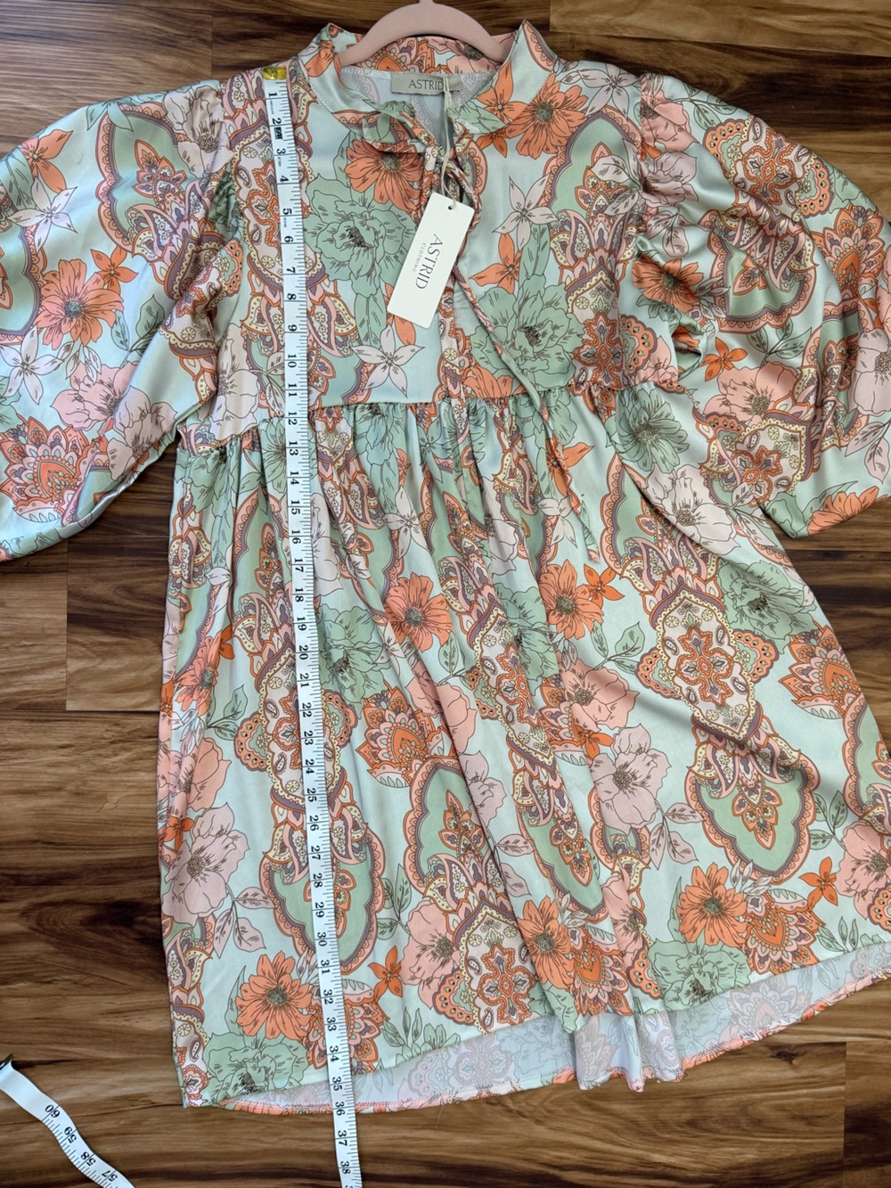 ASTRID Italian made Peach & Sage Paisley Tie-Neck Mini Dress - Picture 6 of 7